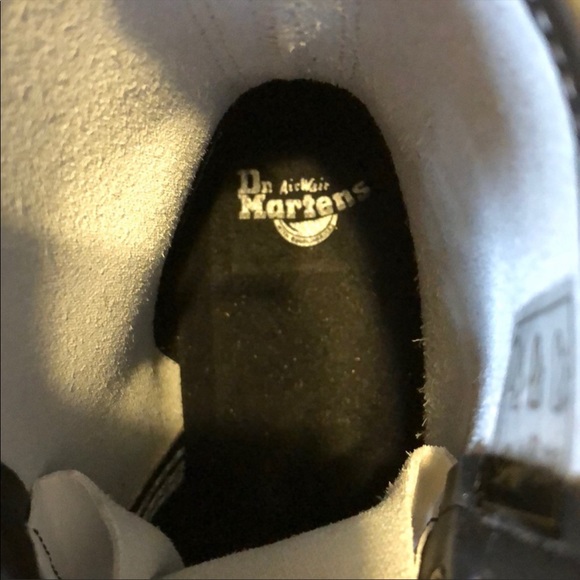 NWTWhite Dr Martens Airwair w/ bouncing sole boots - Picture 5 of 8